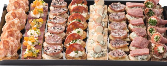 Buffet de canapés et cocktail